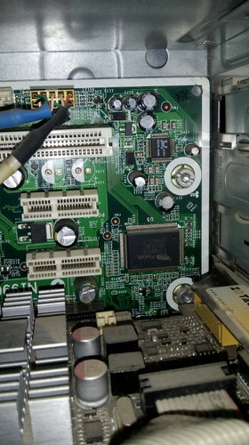 Fintek F71882FG- featured IO chipset (128-pins)